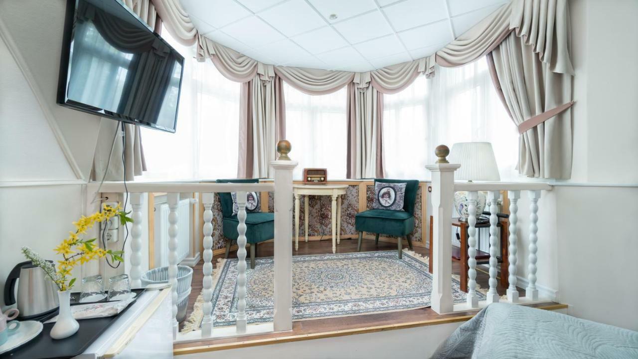 Parus Boutique Hotel Jūrkalne Kültér fotó