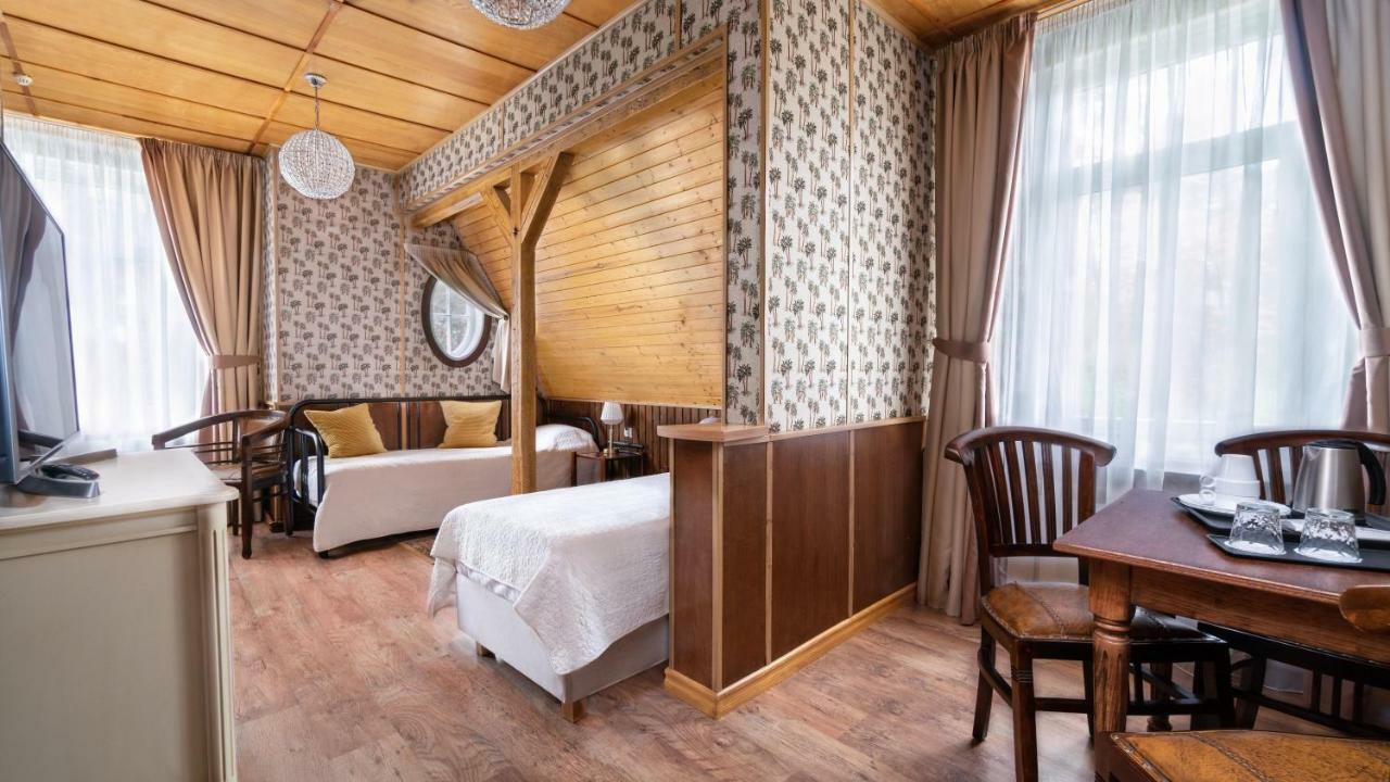Parus Boutique Hotel Jūrkalne Kültér fotó
