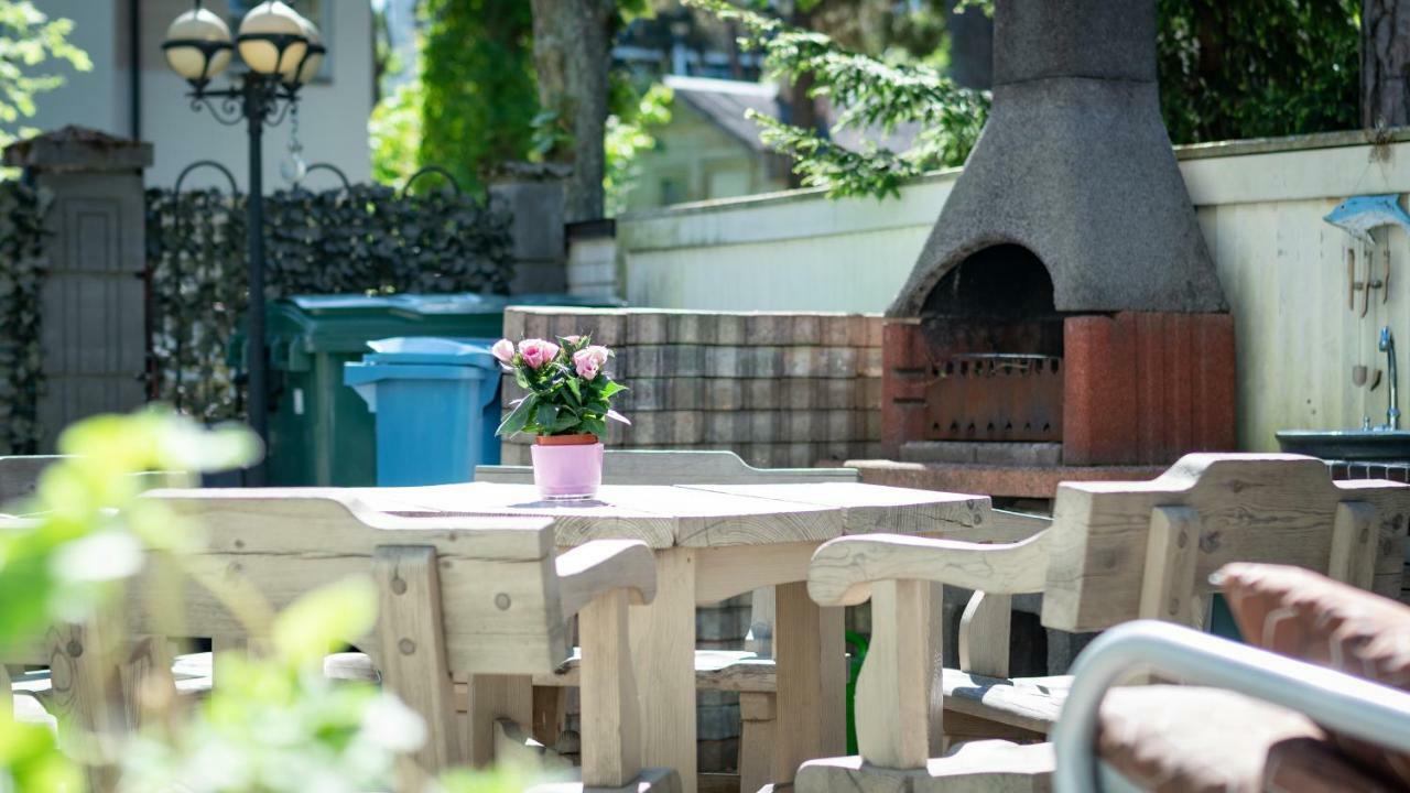 Parus Boutique Hotel Jūrkalne Kültér fotó